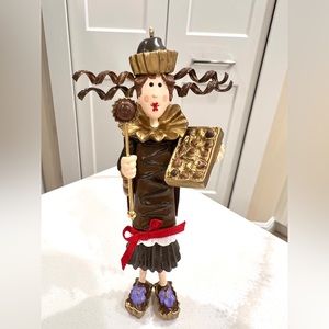Queen of Chocolate from Hallmark 2005 ornament by Sue Teague, NWT. Never used.